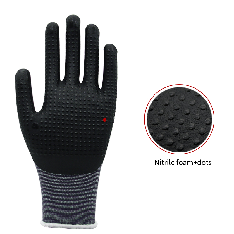 15g nylon en spandex liner, palmcoated swarte foam nitril, stippen op palm (3)